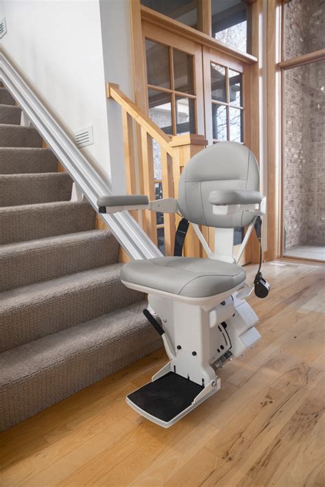 Elite Straight Rail Stair Lift | Lincoln Mobility