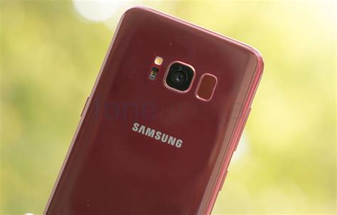 Samsung Galaxy S8 Burgundy Red Photo Gallery