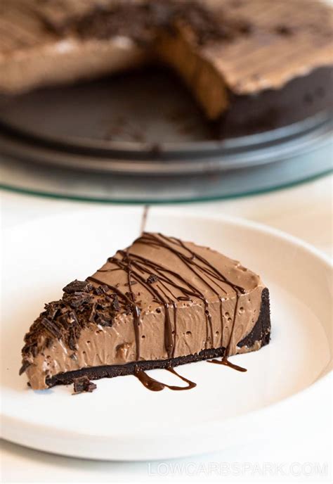 No Bake Keto Chocolate Cheesecake