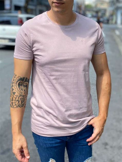 Camiseta masculina básica gola redonda nude Lavinny Store