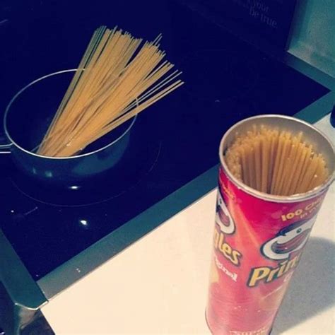 Empty Pringles Cans Are A Perfect Place To Store Dry Pasta To Keep It