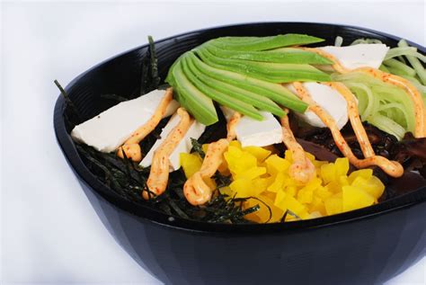 YUMI YUMI SUSHI BOWL Calle Antonio Dovalí Jaime 70 México D F