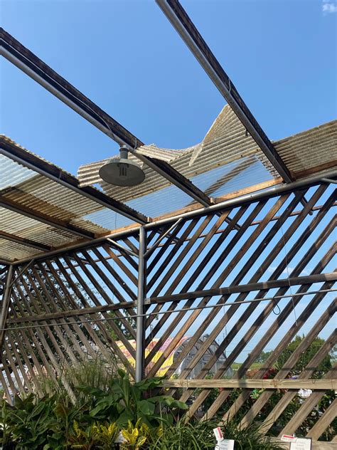 An unexpected renovation revealed murals at Skinner smith funeral home 35