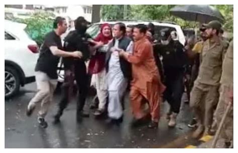 Parvez Elahi Arrested In Lahore Oyeyeah