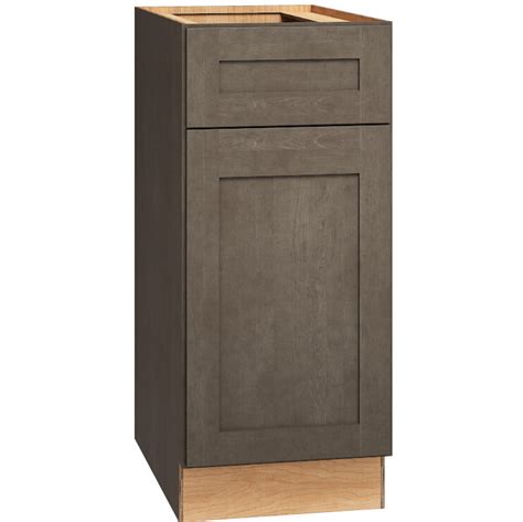 15 Base Cabinet Single Door Omni Beachwood Mantra