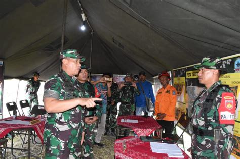 Danpusterad Tinjau Latihan Penanggulangan Bencana Alam Korem 072