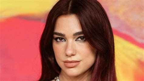 Dua Lipa gati albumin e tretë zbulon detaje nga Radical Optimism