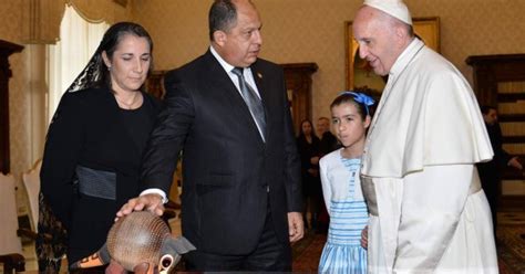 El Papa Y Presidente De Costa Rica Hablaron De Aborto Y Migraci N