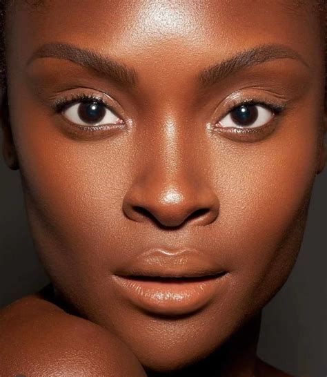 Ways To Wear Nude Eyeshadow From Everyday Glam To Dramatic Looks