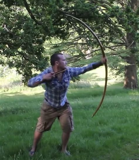 Longbow vs Shortbow: What’s The Difference - Deer Hunting Guide