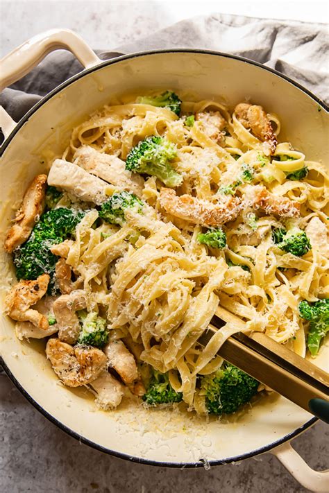 Chicken Fettuccine With Broccoli