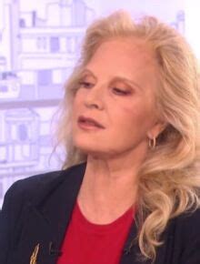 Video Sylvie Vartan A Ans Son Volution Physique En Une Minute Voici