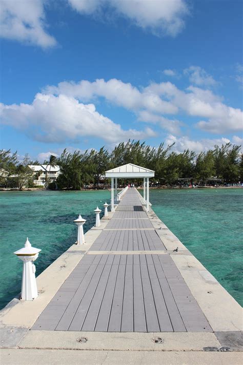 grand cayman islands rum  photo  pixabay