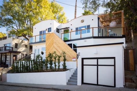 Panoramic Views Abound From This Silver Lake Stunner By Bettershelter