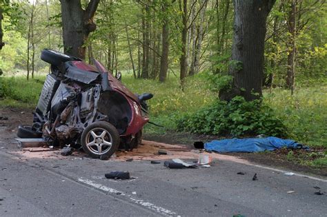 Reportnet24 De Neuruppin Frau Stirbt Bei Schwerem Unfall Auf L 16