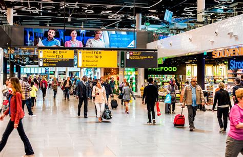 Schiphol | Lounge 1-4 at the airport