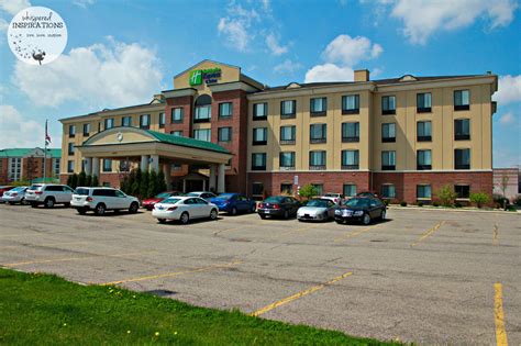 Holiday Inn Express Utica: Clean, Convenient, Spacious and PERFECT for a Staycation or Business ...