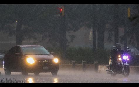 Activan Alerta Púrpura Por Lluvias En Azcapotzalco José Cárdenas