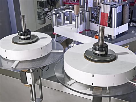 Pet Bottle OPP Hot Melt Glue Labeling Machine LiDLi Intelligent Technology