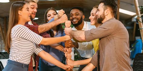 Comment réussir un team building pour se connaitre Abss34