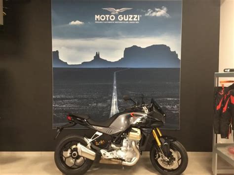 Moto Moto Guzzi V Mandello S Neuve