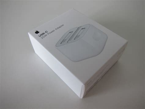 Apple 20W USB-C Power Adapter « Blog | lesterchan.net