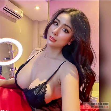 Hot Girl Vy Nguy N Khoe V C D Ng Quy N R V Ng B C L A Shop G I Xinh