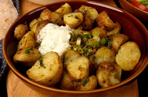 Patatas Al Horno Con Especias Gunpowder El Horno De Vapor