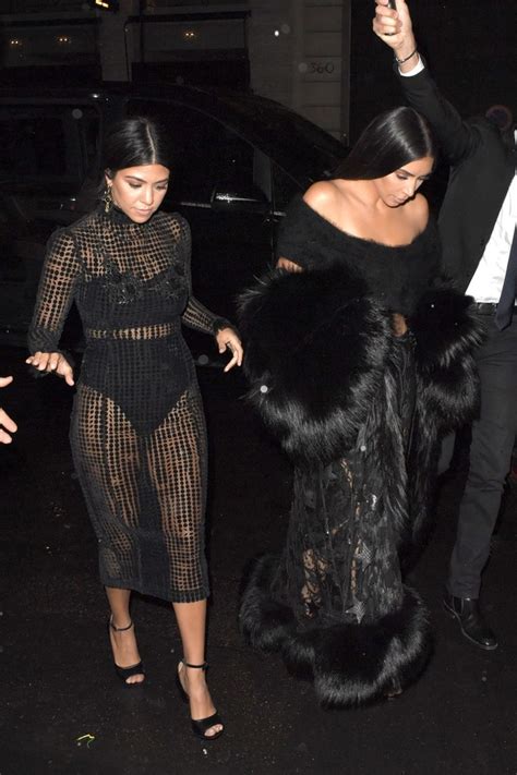 Gwiazdy Kochaj Naked Dress Tak Je Nosz Na Salonach Moda