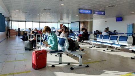 Trapani Airport Sicily (TPS) Guide: Lounge, Wi-Fi, Smoking