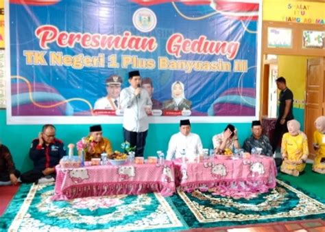 Herman Deru Bangga Warga Tanjungan Barangan Bangun Masjid Secara Swadaya