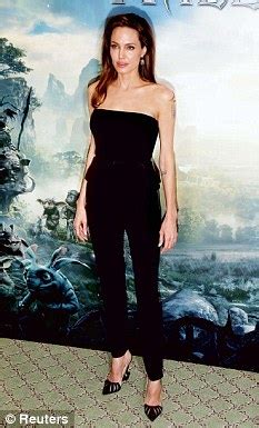 Angelina Jolie quit acting after mother's death | Daily Mail Online