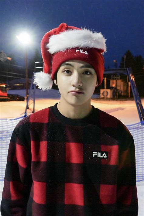 191224 V Merry Christmas With 산타소년단 Kim Taehyung Taehyung V