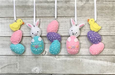 Diy Kit Mini Easter Ornaments Craft Kit Makes 5 Wool Felt Etsy