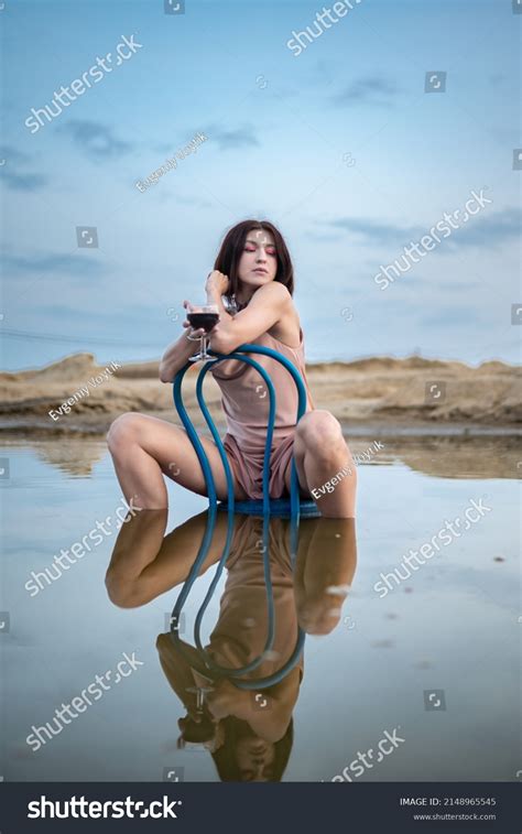 Sexy Brunette Short Hair Sporty Figure Stock Photo Shutterstock