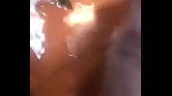 Pájaro grande hermoso y limpio XVIDEOS