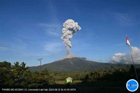 4 Desa Di Sekitar Gunung Lewotobi Laki Laki Diminta Waspada Abu