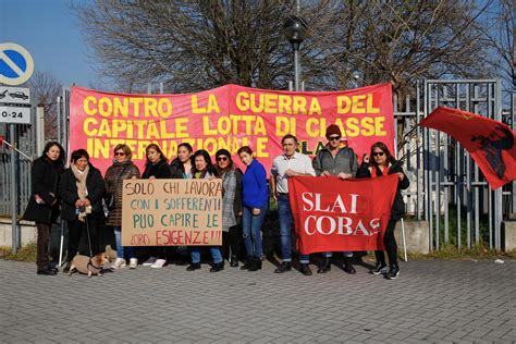 Cologno Turni Estenuanti E Carenza Di Personale Protestano I