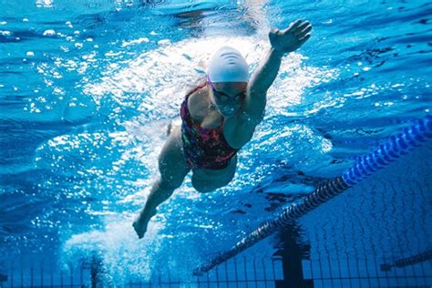 Freestyle Swimming – 10 Tips to Improve Your Technique