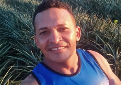 Motociclista Morre Ao Colidir B Falo Em Estrada No Interior Do Amazonas