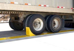 How many wheel chocks do should I use per trailer? - HSSE WORLD