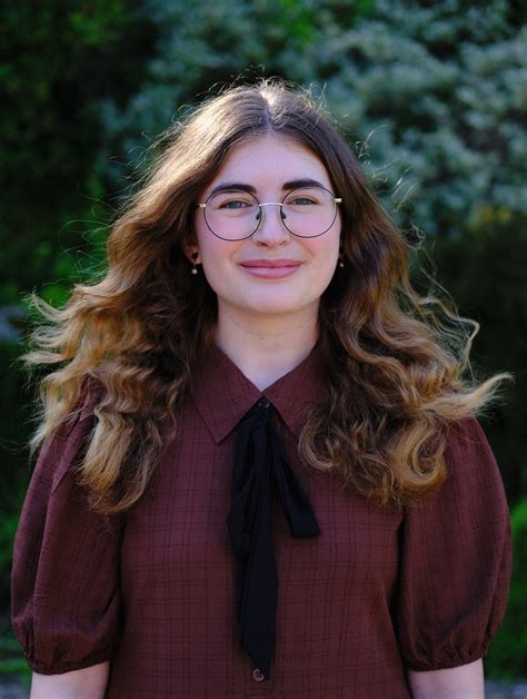 Hachette signs Felicity Epps’ tongue-in-cheek YA murder mystery series