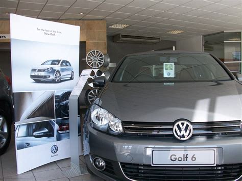 Ex-Up Banner - Your Brand's "Little Black Dress" - Expand a Sign