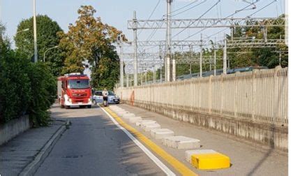 Pioltello Treno Deraglia A Seggiano Prima La Martesana