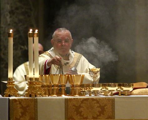 Holy Thursday Chrism Mass At The Cathedral Catholic Philly