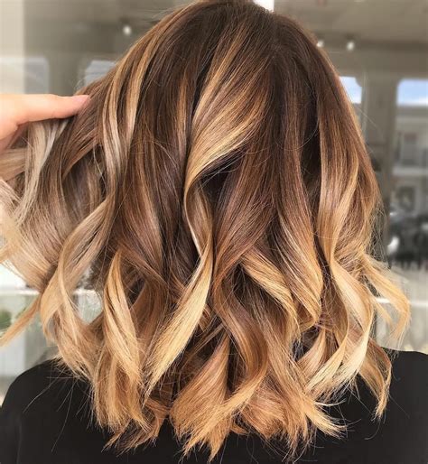 Get The Sweetest Look With Honey Caramel Blonde Hair Color