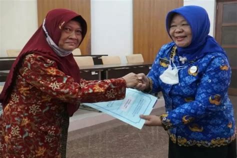 DIJAMIN FULL SENYUM Segini Nominal Gaji Pensiunan PNS Yang Akan