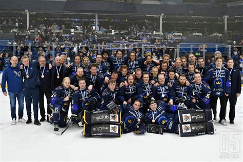 Timanttikuva Kiekko Espoon hyvästit Mestis kaukaloille MESTIS 10