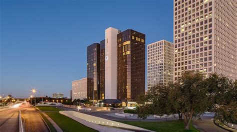 Houston Texas Hotel - DoubleTree Houston - Greenway Plaza