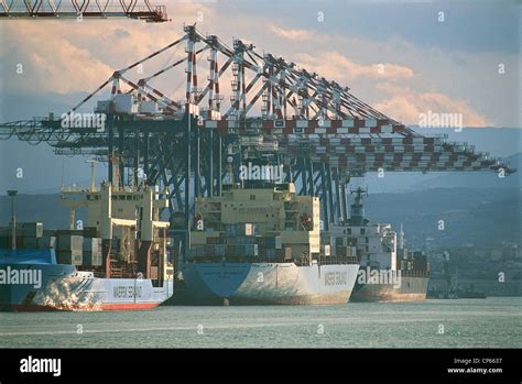 Calabria, Gioia Tauro. PORT SHIPS container ships Stock Photo - Alamy